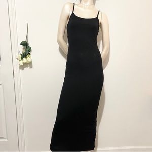 15 🎀 Cameron Ribbed Black Maxi Dress 🎀